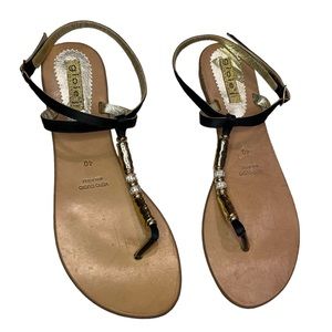 Gioie Italiane Cross Strap Flat Jewel Sandals
